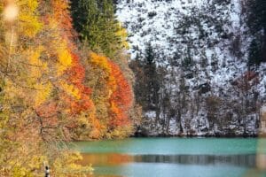 وجهات سفر رخيصة في الخريف والشتاء – كولاج سفر موسمي